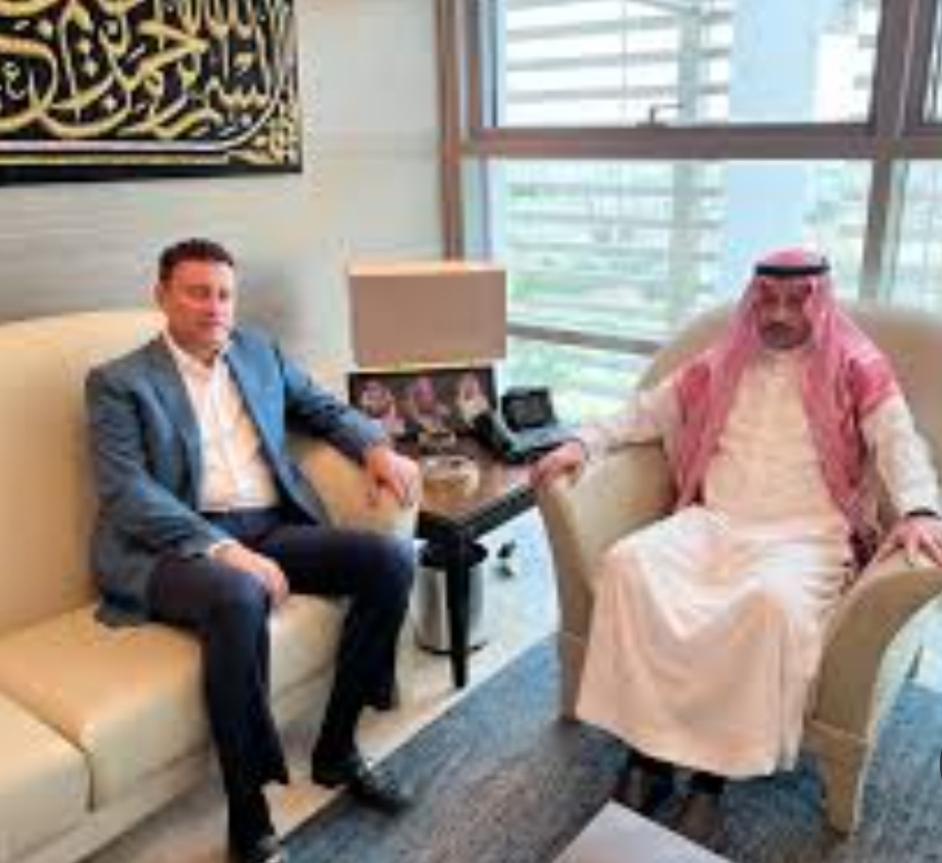 رئيس مجلس النواب يلتقي السفير السعودي