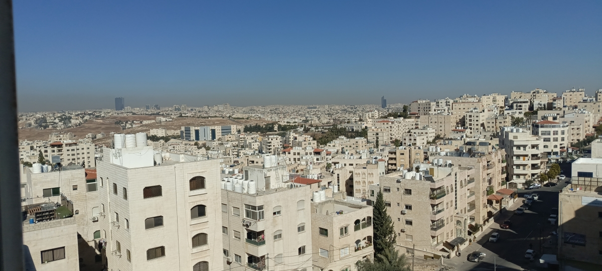 اجواء باردة نسبياً فوق المرتفعات العالية ولطيفة في باقي المناطق حتى السبت