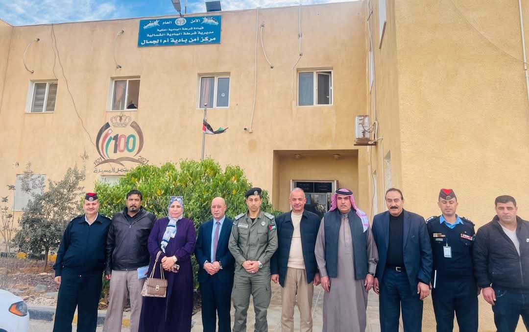 أنشطة مجتمعية في قيادة شرطة البادية الملكية ...صور 