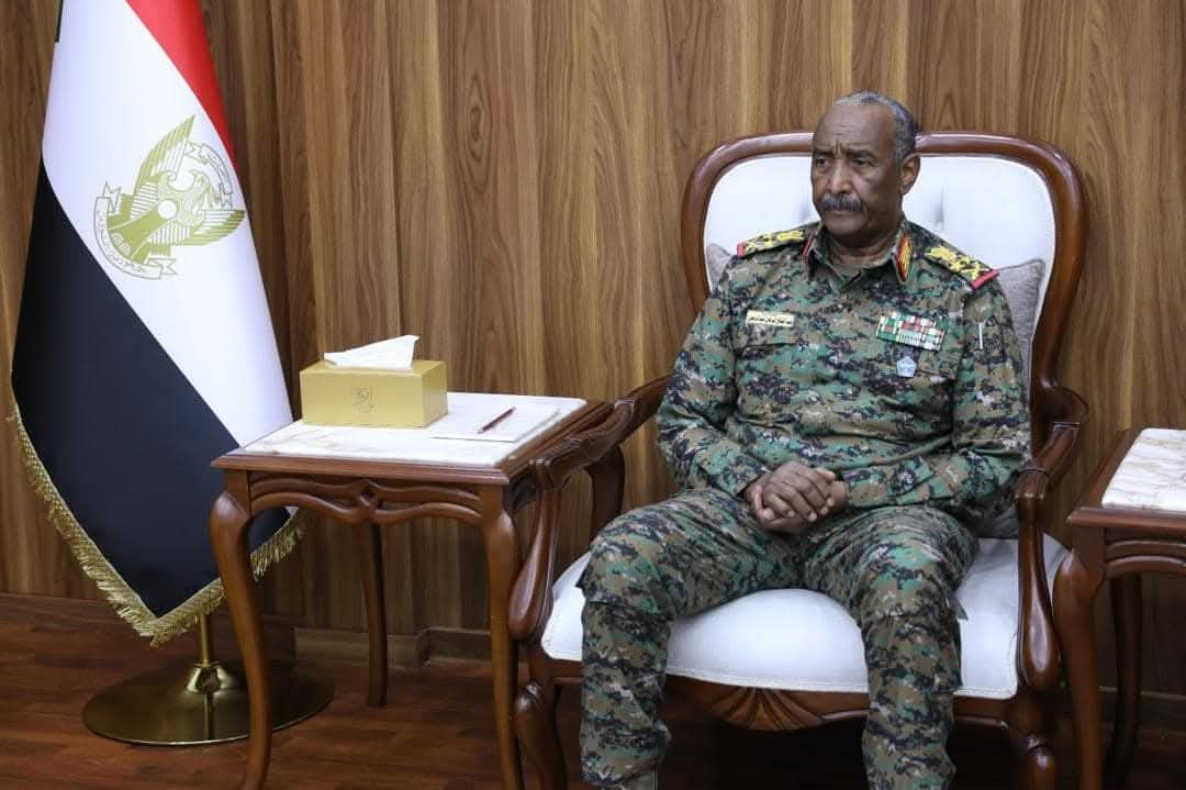 السودان : رئيس مجلس السيادة يلتقي وفد نظارة قبائل دار حمر