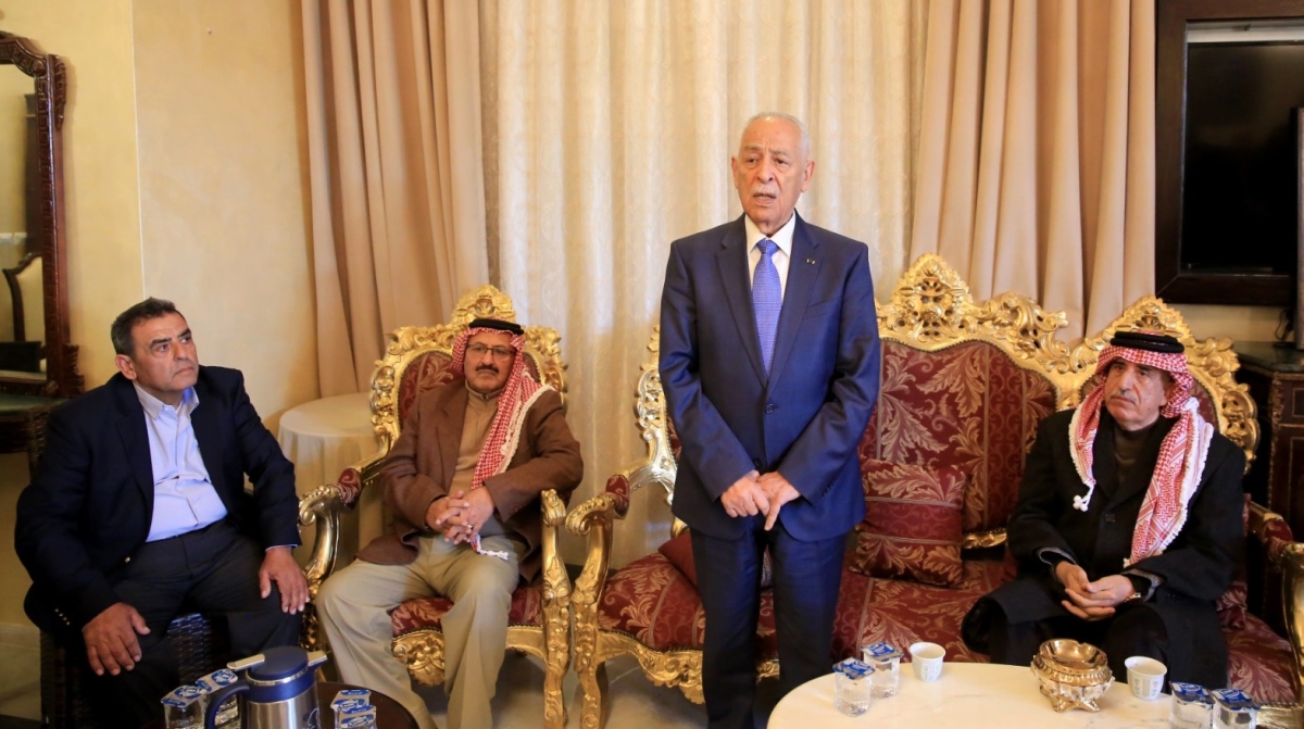 مندوبا عن الملك وولي العهد.. العيسوي يعزي عشائر العبداللات والعوران وأبو رمان...صور