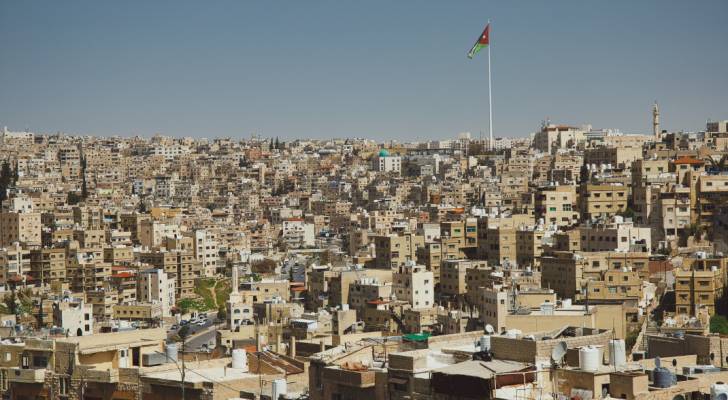 الحكومة: لا رفع لأي من الضرائب والرسوم على الأردنيين ولا مساس بجيب المواطن