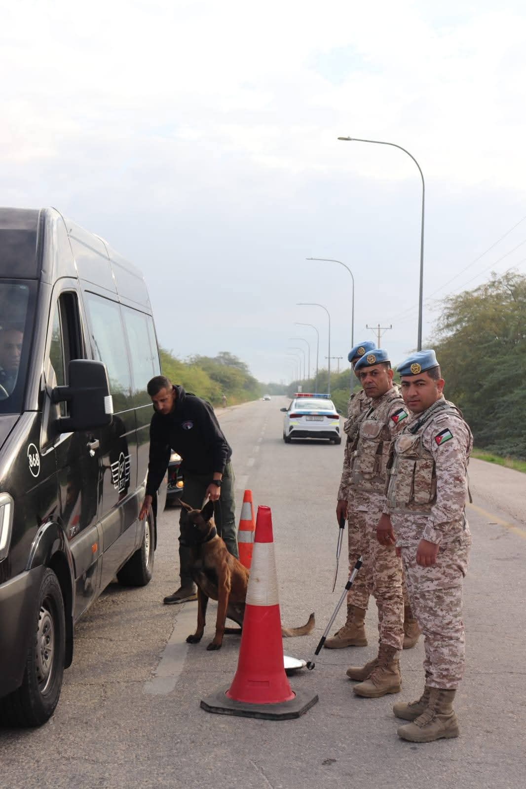 الأجهزة الأمنية تشارك في تأمين واجب الحج المسيحي بمنطقة المغطس