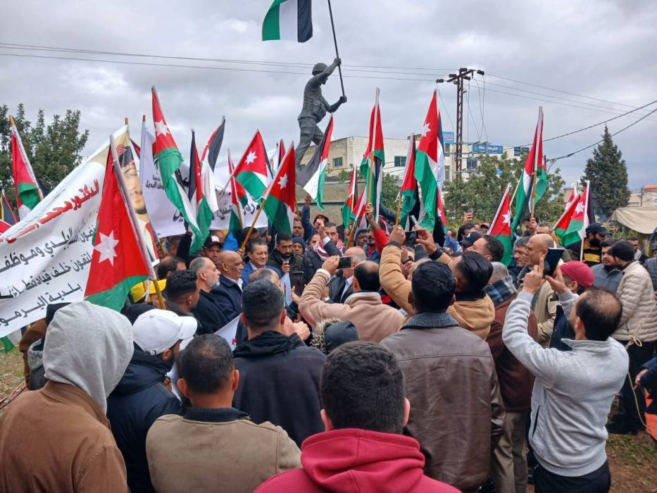 الكنانيون يؤكدون وقوفهم خلف القيادة الهاشمية في وقفة ومسيرة جماهيرية حاشدة .. صور