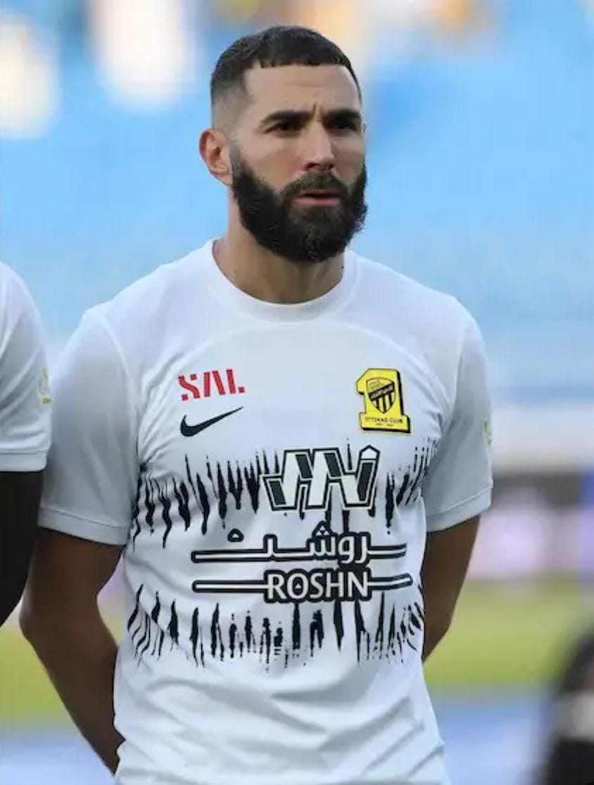بنزيما يلمح للعودة إلى ريال مدريد بعد الاعتزال