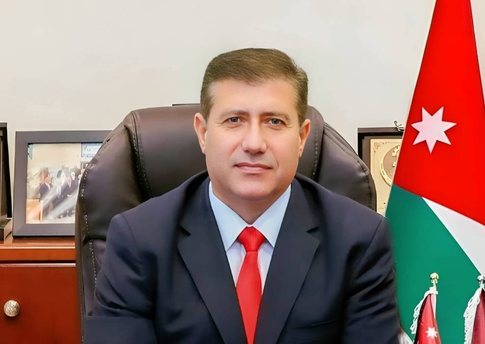 الدويري رائد في علم التركيبات السنية وزراعة الأسنان: سيرة علمية حافلة بالتميّز