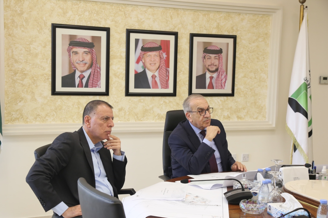 أبو السمن والفراية يبحثان ملف المخطط الشمولي لمركز حدود جابر
