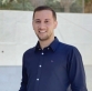 ارفعه بفخر ... علمنا عالٍ