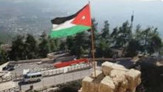 بلدية الوسطية تحتفل باليوم الوطني للعلم الأردني