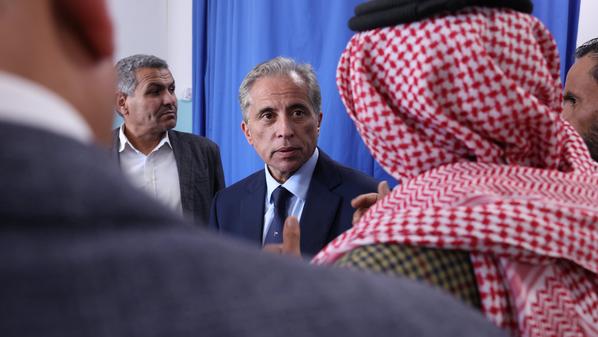 رئيس الوزراء يوجه برفد مركز صحي الحسينية بأطباء اختصاص وتزويده بالأجهزة