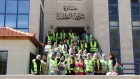 جامعة الزرقاء تنظم يومًا تطوعيًّا في بنك الملابس الخيري
