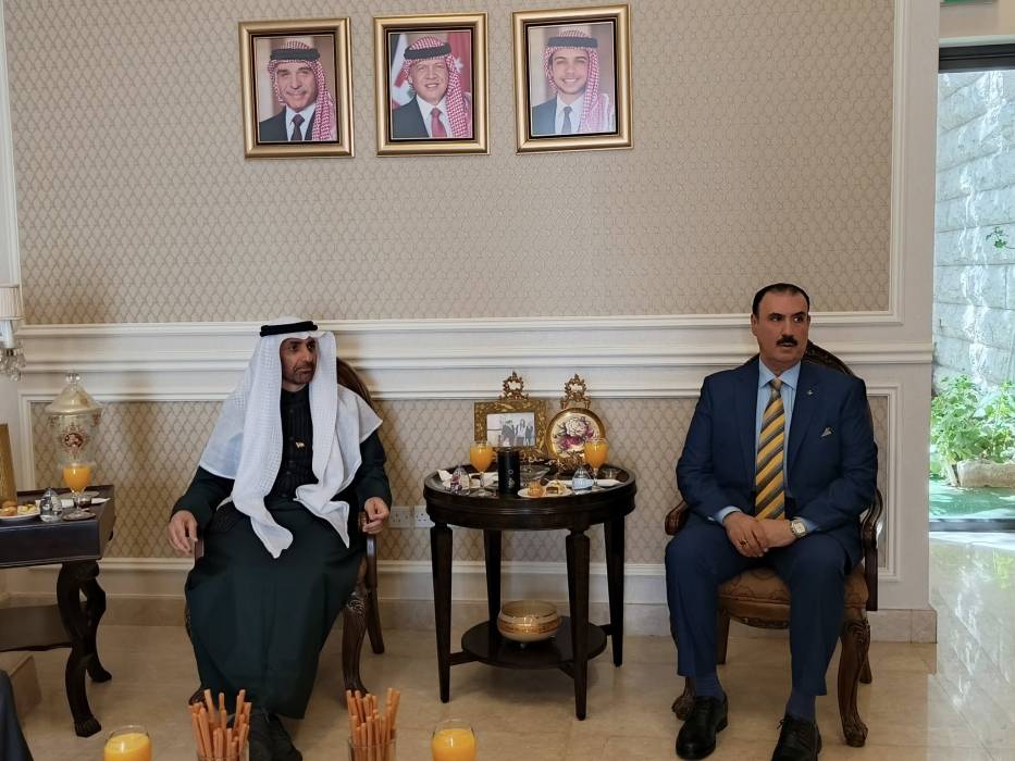 فرسان السلام تنظم ندوة حوارية ملهمة للشيخ الأخضر في مدارس الكلية العلمية الإسلامية