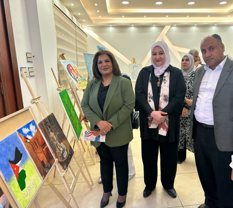 العجارمة ترعى المعرض الفني في نادي معلمي عمان