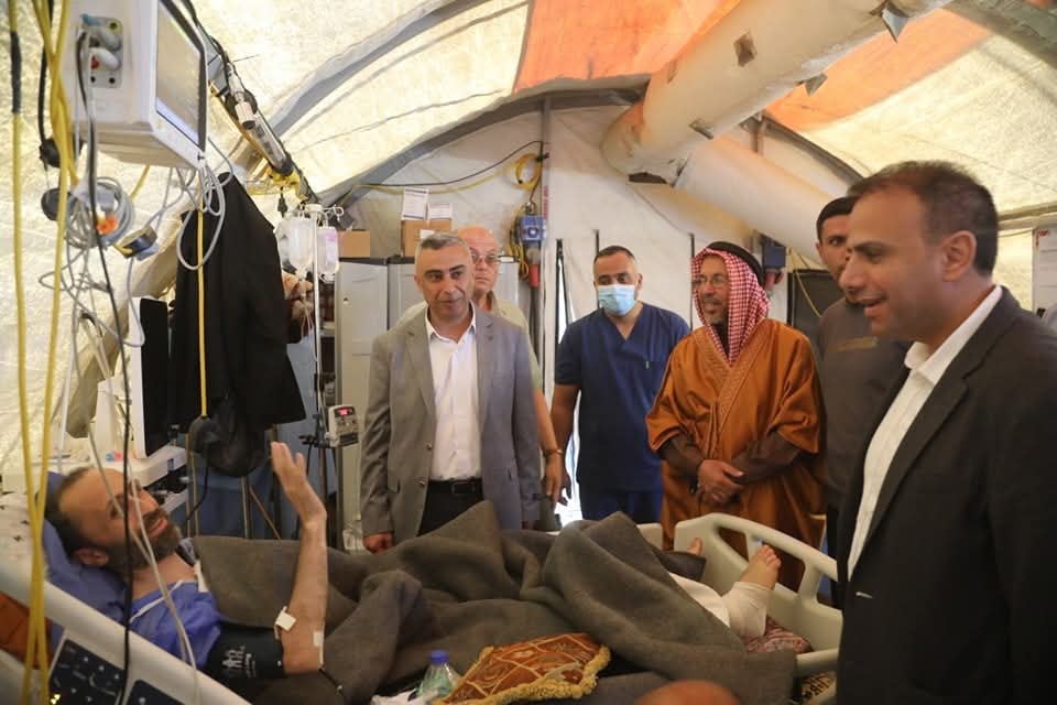 طواقم المستشفى الميداني الأردني جنوب غزة6 تباشر أعمالها...صور