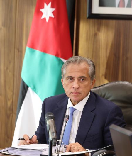 حسان يعزي أهالي ضحايا حادث جرش