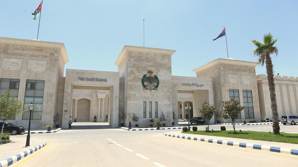 مديرية الأمن العام تحذر من الأجواء المغبرة و تدني مدى الرؤية