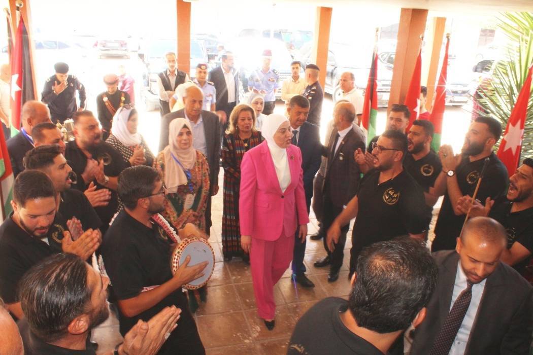 بني كنانة تحتفل بالاستقلال والجلوس الملكي بروحٍ وطنية مفعمة بالعزّ والكرامة برعاية بني مصطفي