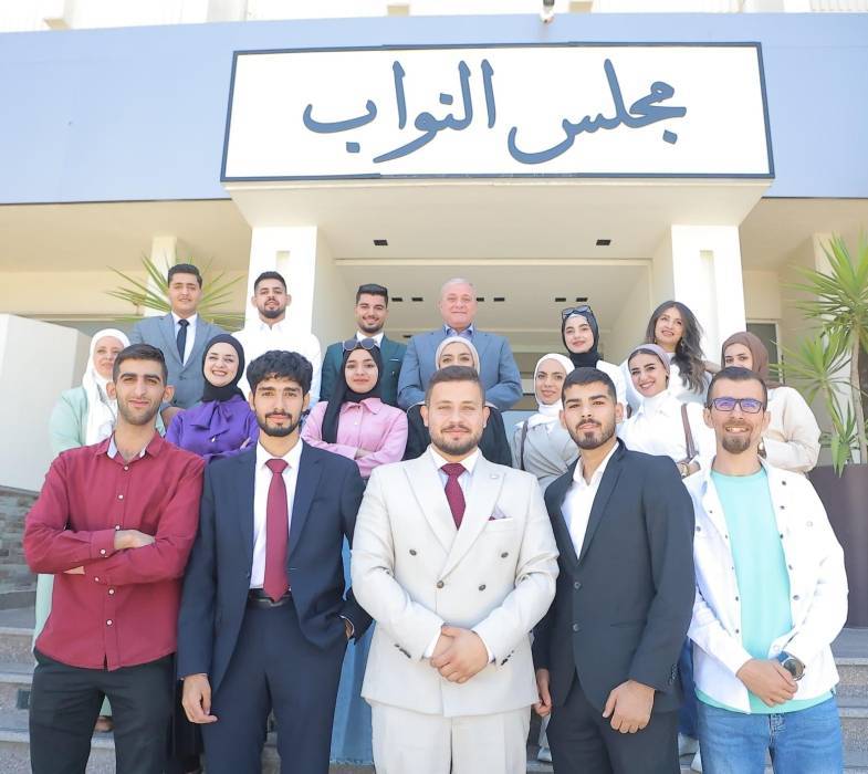 مجلس طلبة جامعة جرش يلتقي النائب خميس عطية ويجدد دعمه لمواقف جلالة الملك تجاه فلسطين