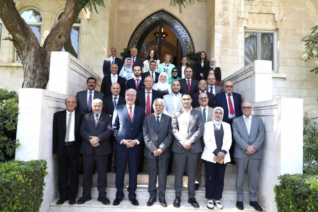 العيسوي خلال لقائه وفدا من منتدى الأردن لحوار السياسات...صور