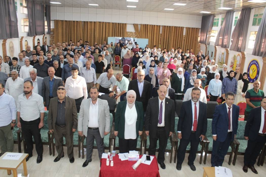 نادي شباب حوارة يكرم الأوائل في الثانوية العامة برعاية النائب شاهر الشطناوي