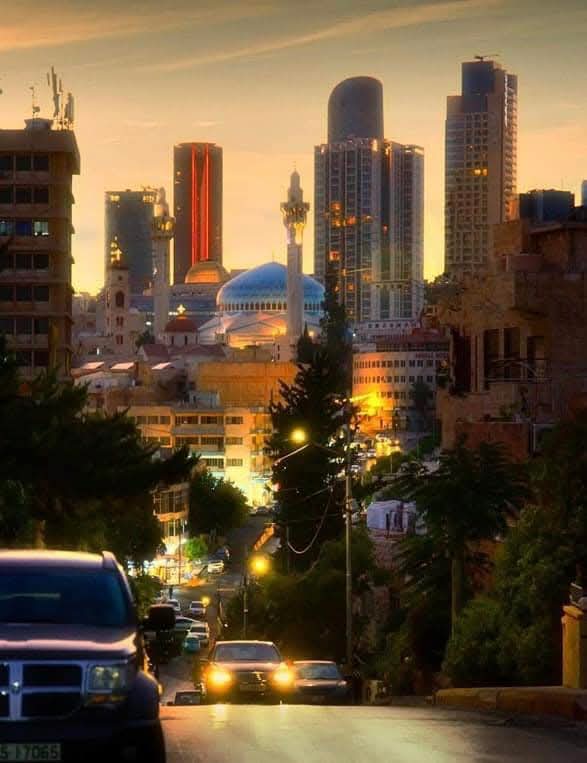 طقس العرب ينصح الأردنيين بارتداء معاطف خفيفة