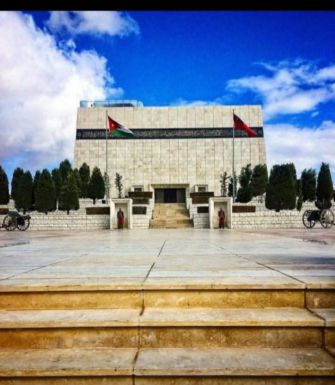 شهداء الوطن أحياء عند ربهم يرزقون خالدون بالذاكرة