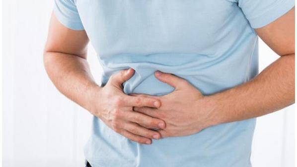 اشتباه بتسمم غذائي يصيب 23 طالبًا في إربد بعد تناولهم فلافل