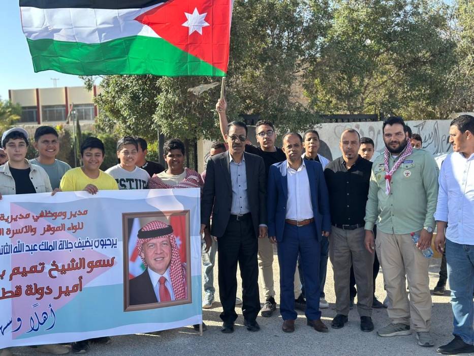 تربية لواء الموقر تشارك في استقبال ضيف الأردن سمو الشيخ تميم بن حمد آل ثاني