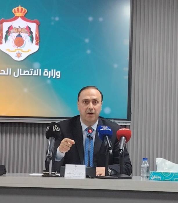 عاجل.. المومني: نتابع ما يتم تداوله من أنباء حول وجود حدث أمني على الطرف الآخر من معبر الكرامة