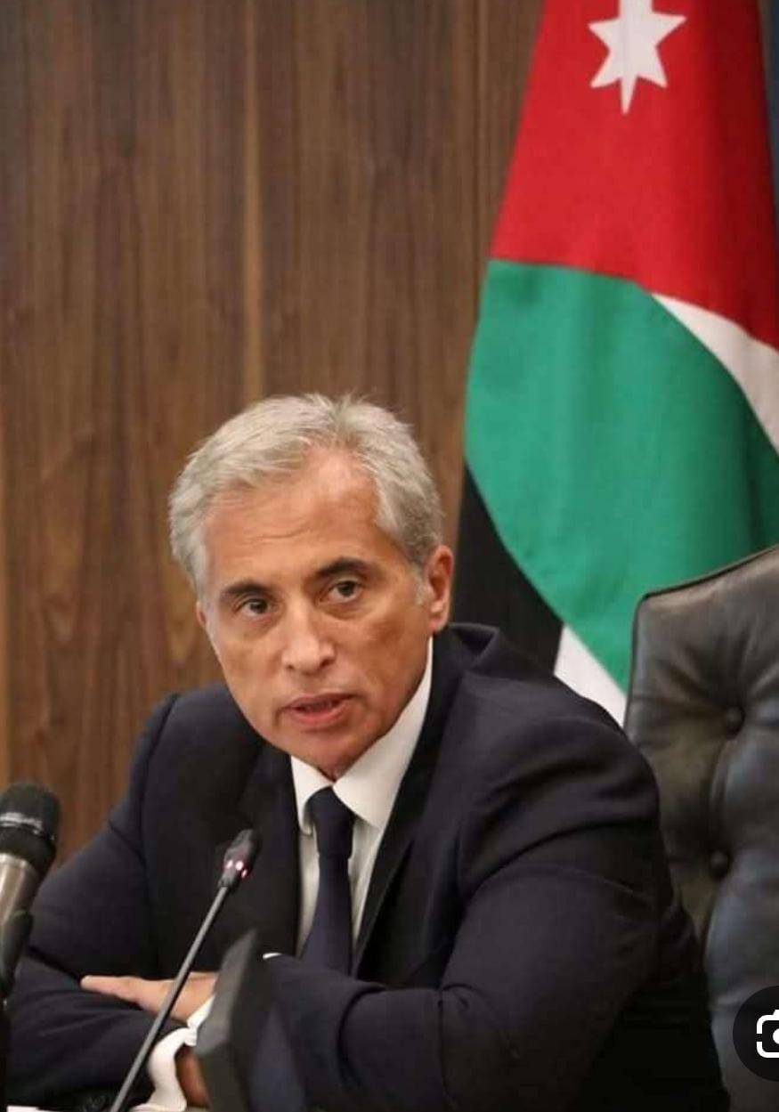 ثورة بيضاء أعلنها دولة رئيس الوزراء للنهوض بالقطاع الشبابي