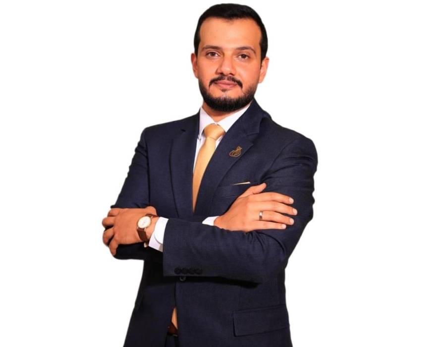 عبدالله المحيسن.. مراقب محطة المناصير في سحاب نموذج في خدمة الزبائن