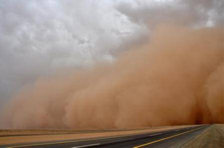الارصاد: عاصفة غبارية في مطار الملكة علياء ومدى الرؤية 500م