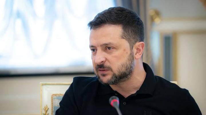 زيلينسكي: أتوقع فرض عقوبات أميركية قوية على روسيا