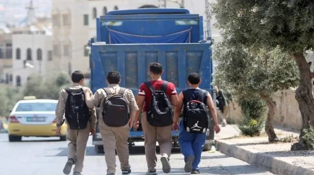 البدور يطلب من وزير التربية القيام بإجراءات عاجلة لحماية صحة الطلاب