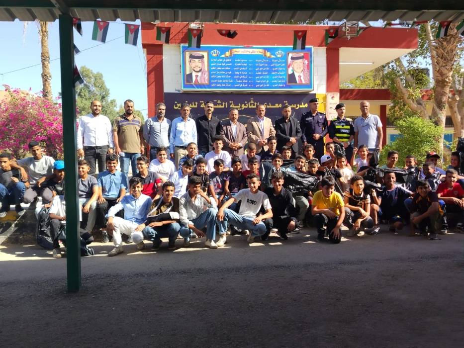 الرحامنة يطلق حملة النظافة في مدارس لواء ديرعلا