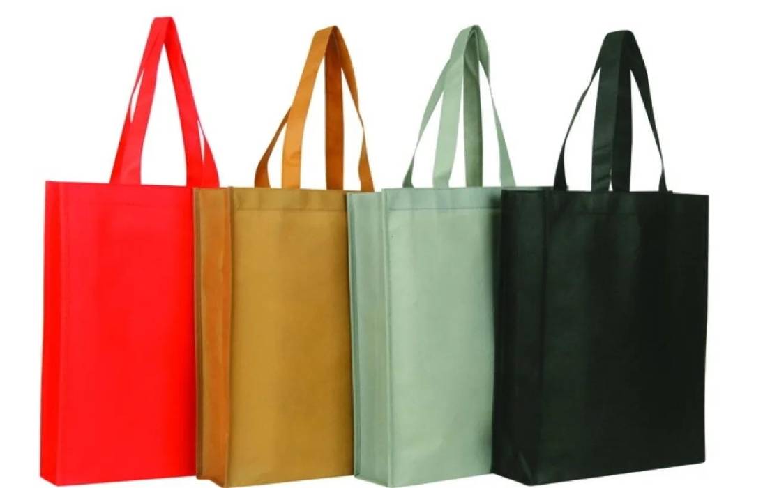 الحكومة: مبادرة الأكياس القماشية ما زالت مقترحاً يُدرس بالأردن