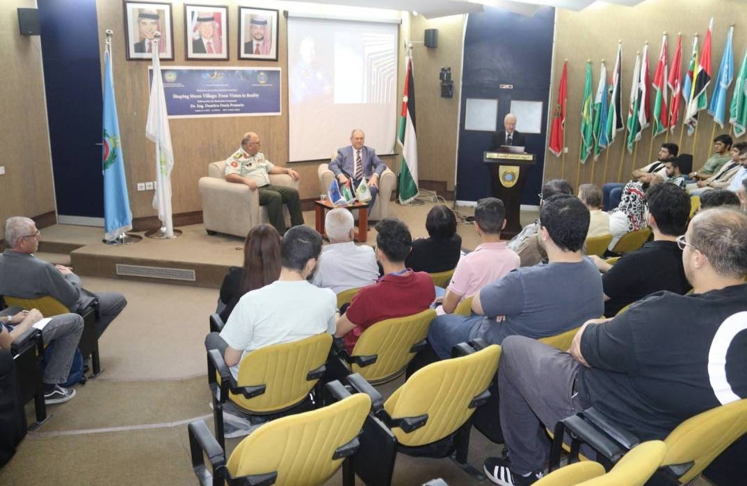 رائد فضاء روماني يحاضر في “الإقليمي لتدريس علوم الفضاء”...صور