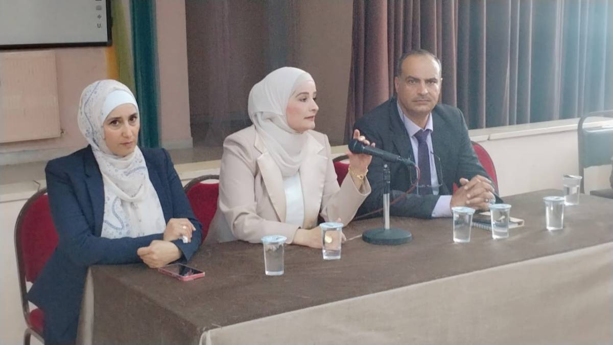 السواريس تترأس اجتماع جوائز العمل التطوعي والتميز التربوي والمبادرات في مديرية سحاب