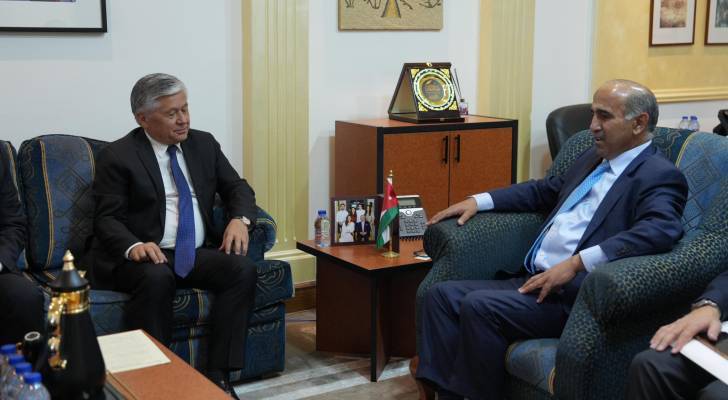 مباحثات أردنية أوزبكستانية لتعميق الشراكة الاقتصادية