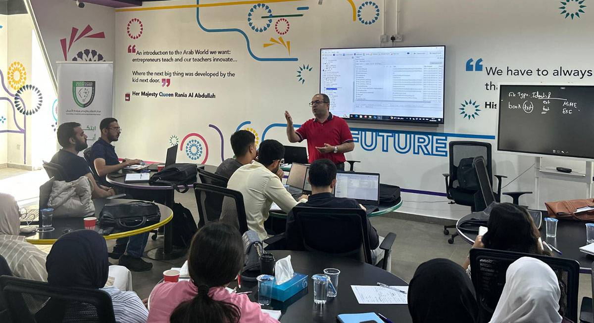 زين تطلق النسخة الثالثة من برنامج الأمن السيبراني في الجامعات