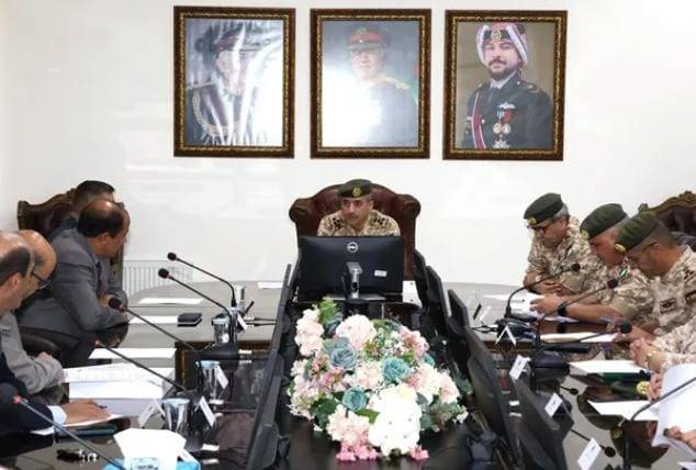 مدير عام الخدمات الطبية يستقبل وفد من ملتقى رفاق السلاح للمتقاعدين العسكريين