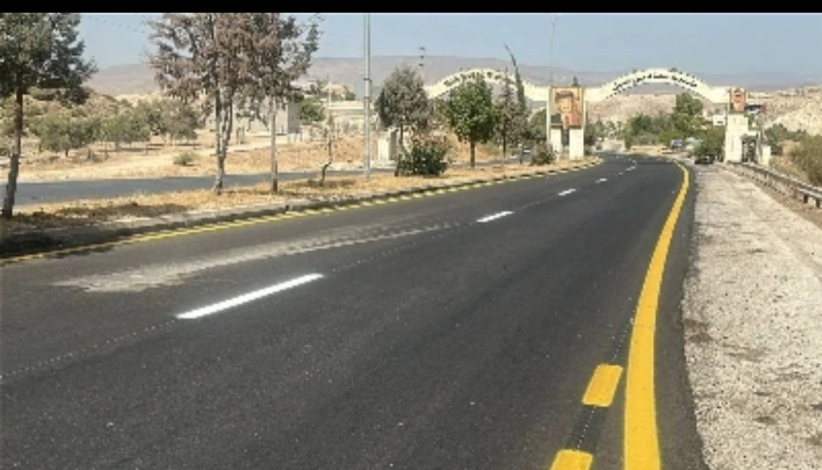 الأشغال تستكمل صيانة جزء من شارع السلام بين الأغوار الشمالية وإربد