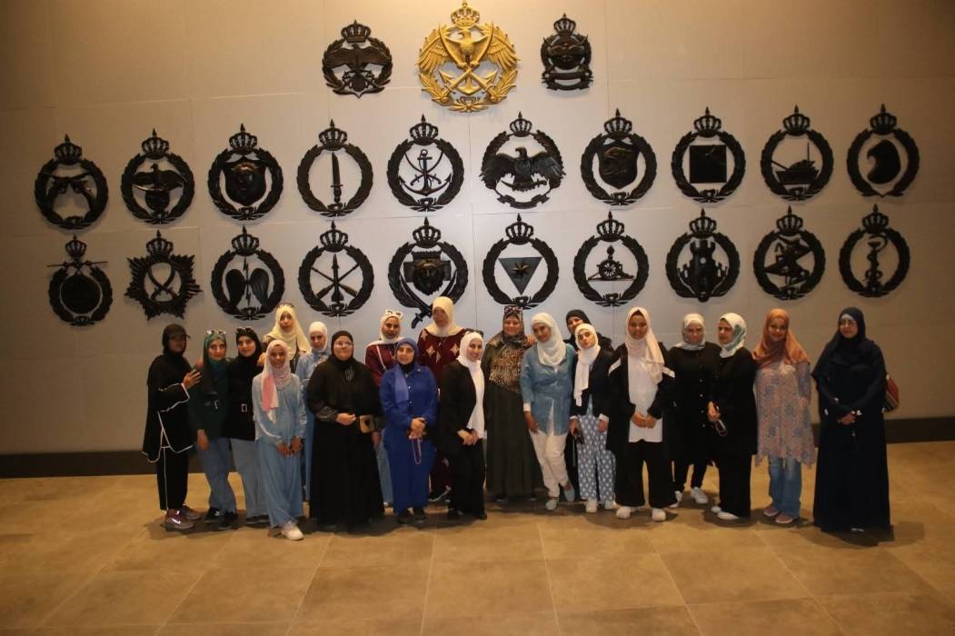 زيارة لنَادِي اَلْأَمِيرْ عَلِي بْنْ اَلْحُسَيْنْ لِلصُّمِّ عَمَّان صرح الشهيد ...صور