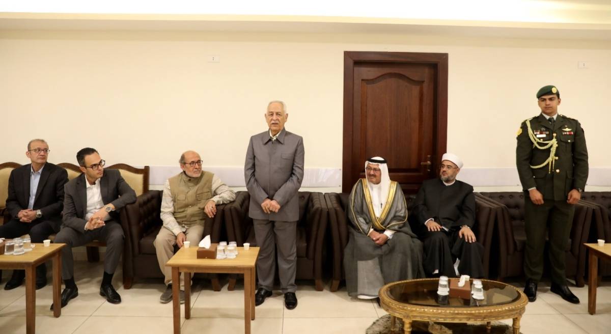 مندوبا عن الملك وولي العهد. العيسوي يعزي آل ياغي