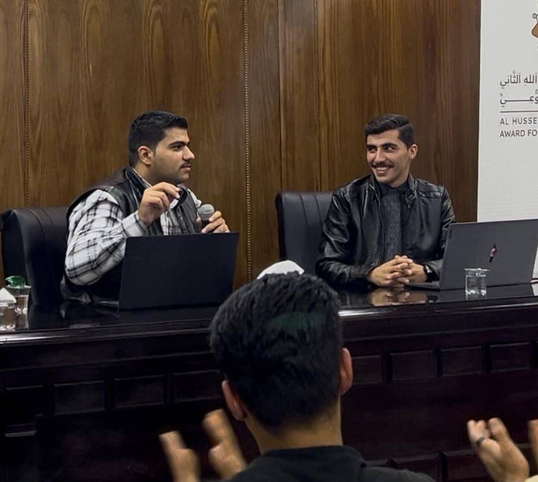 فريق كلنا خلف قيادتنا الهاشمية يشارك في ملتقى المبادرات