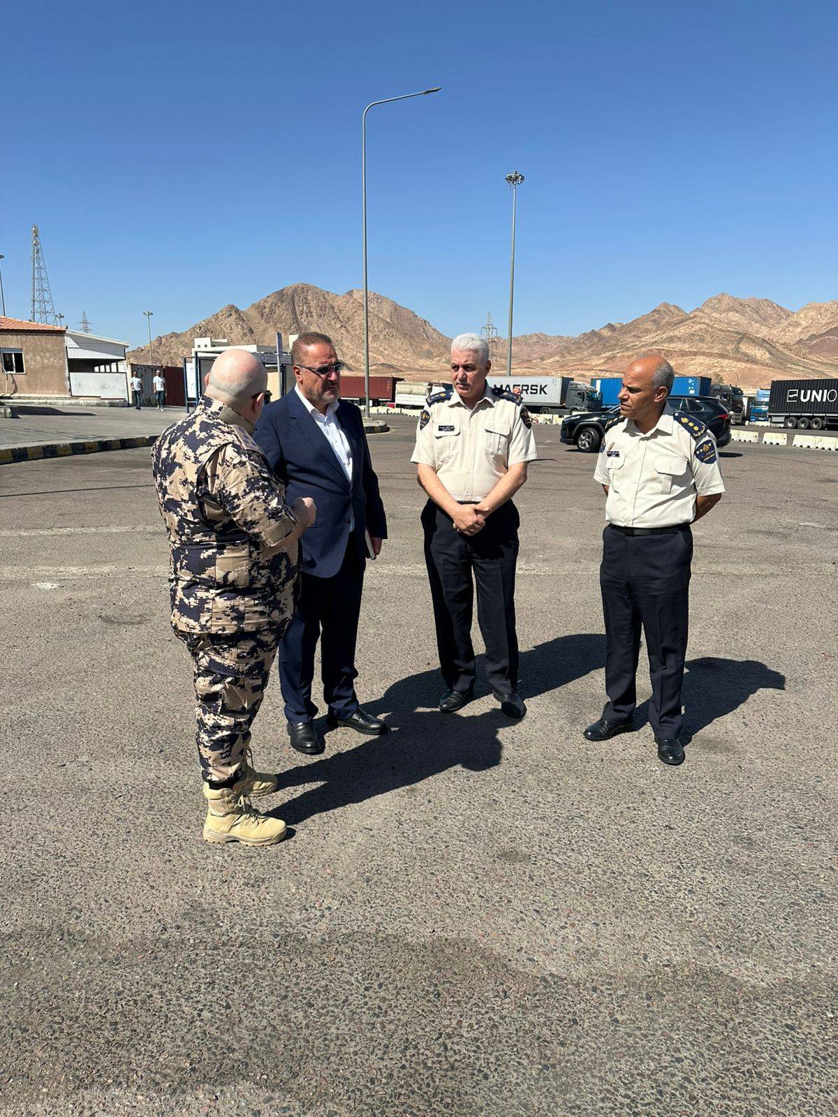 وزير المالية الدكتور عبدالحكيم الشبلي يقوم بزيارة تفقدية لمركز جمرك العقبة