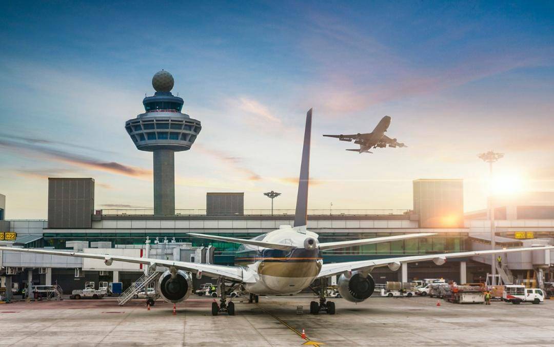 تعيين المهندس الفرجات رئيسًا لمجلس مفوَّضي هيئة تنظيم الطيران