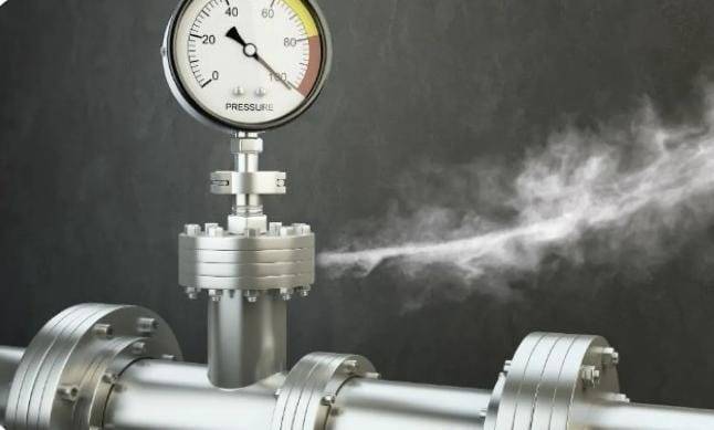 عاجل .. إصابة12 عامل بتسرب غاز في مشغل تمور بالأغوار