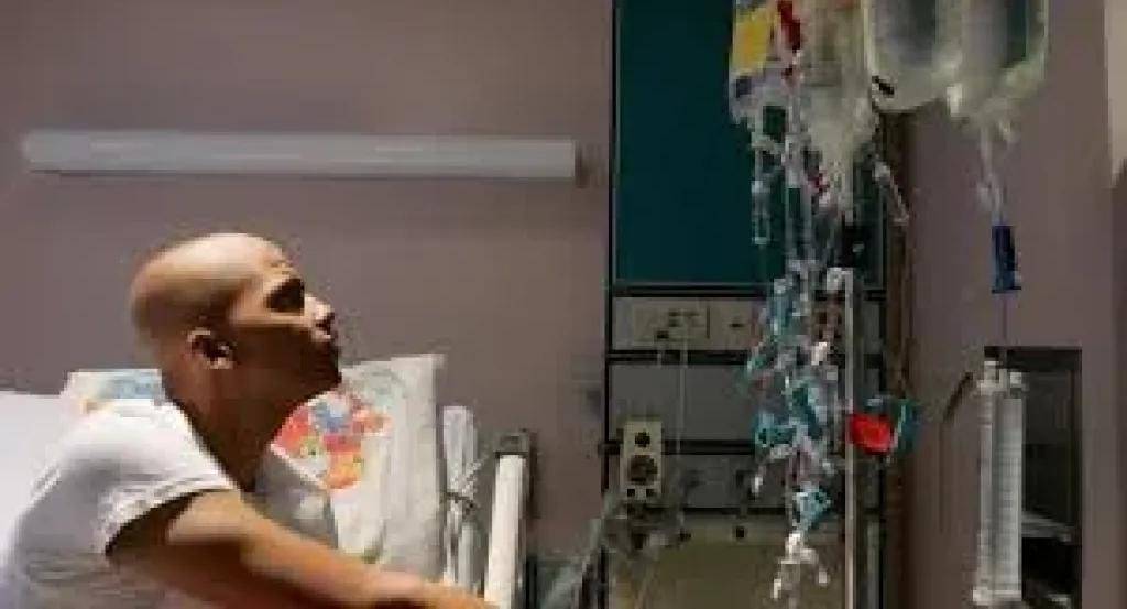 ارتفاع مقلق في حالات سرطان الزائدة الدودية بين الشباب.. والأطباء يحذّرون من أعراضه ”الخادعة”