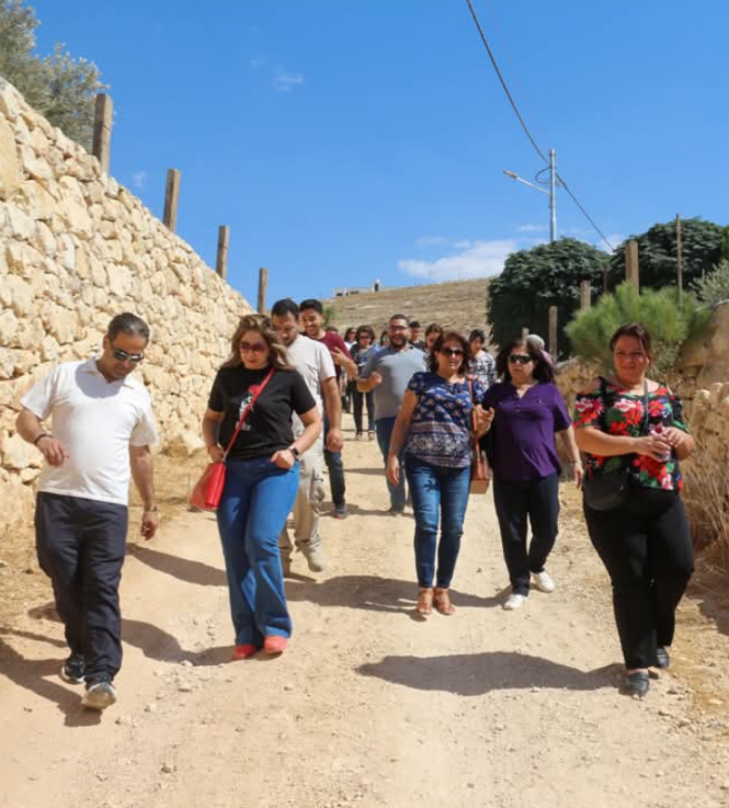 اختتام مهرجان العنب الأول في مدينة الفحيص